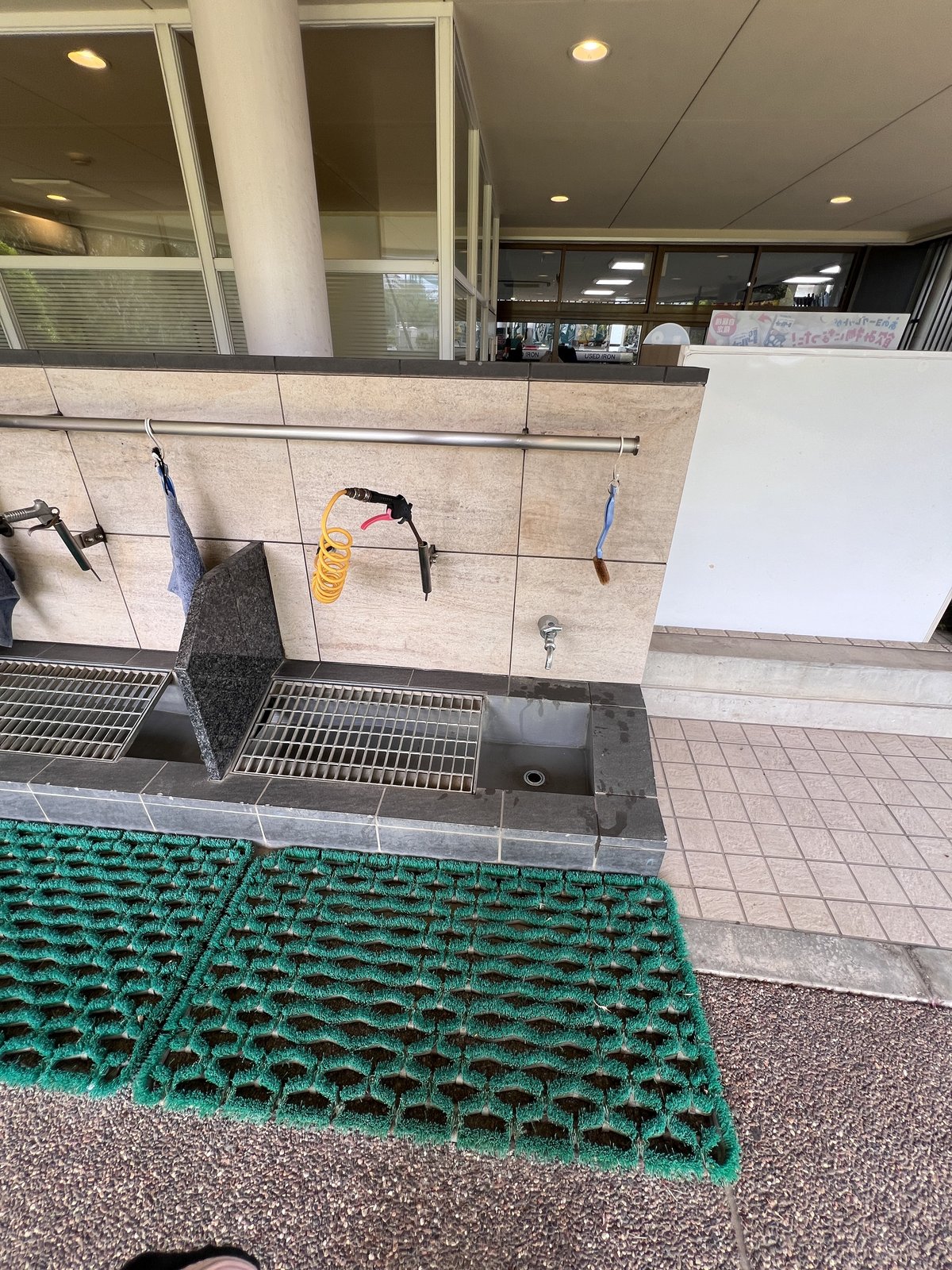 ニューゴルフプラザ幕張のクラブ洗い場