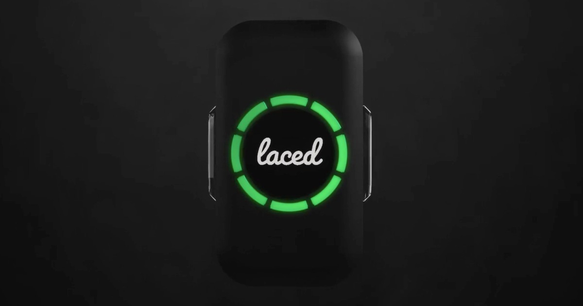 Laced Golfの靴装着型アライメント計測センサー
