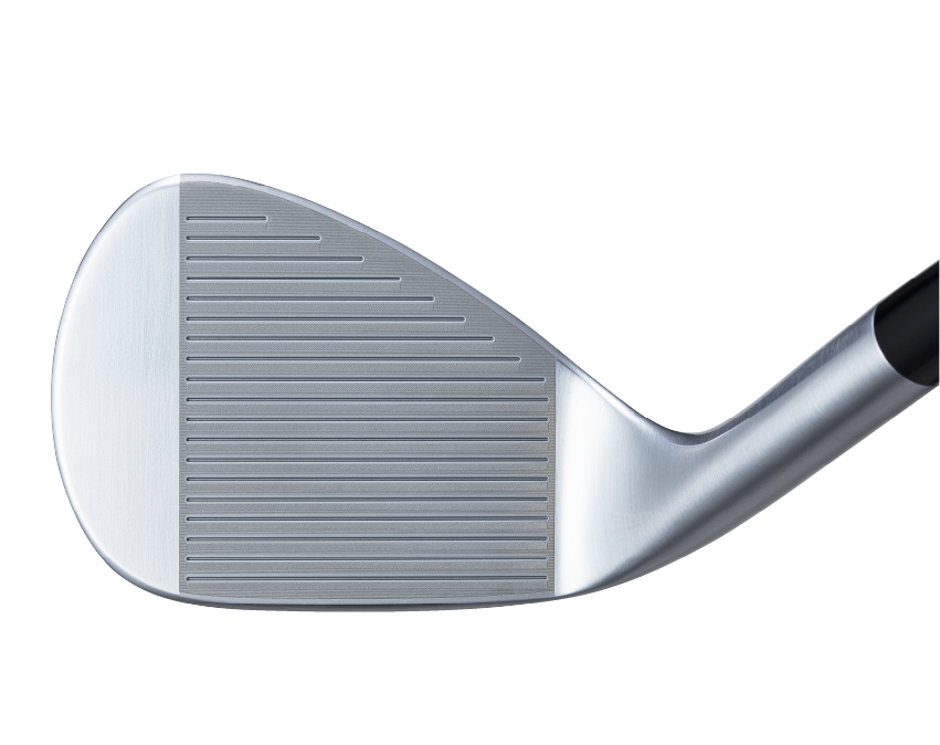 BITING SPIN 2 ウエッジをフェース正面から見た製品写真。横方向のスコアラインが並ぶ