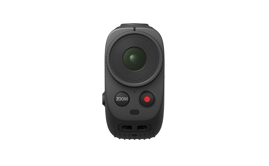 PowerShot GOLFを接眼部側から見た写真。大きな接眼レンズの下にZOOMボタンと赤いボタンが並ぶ
