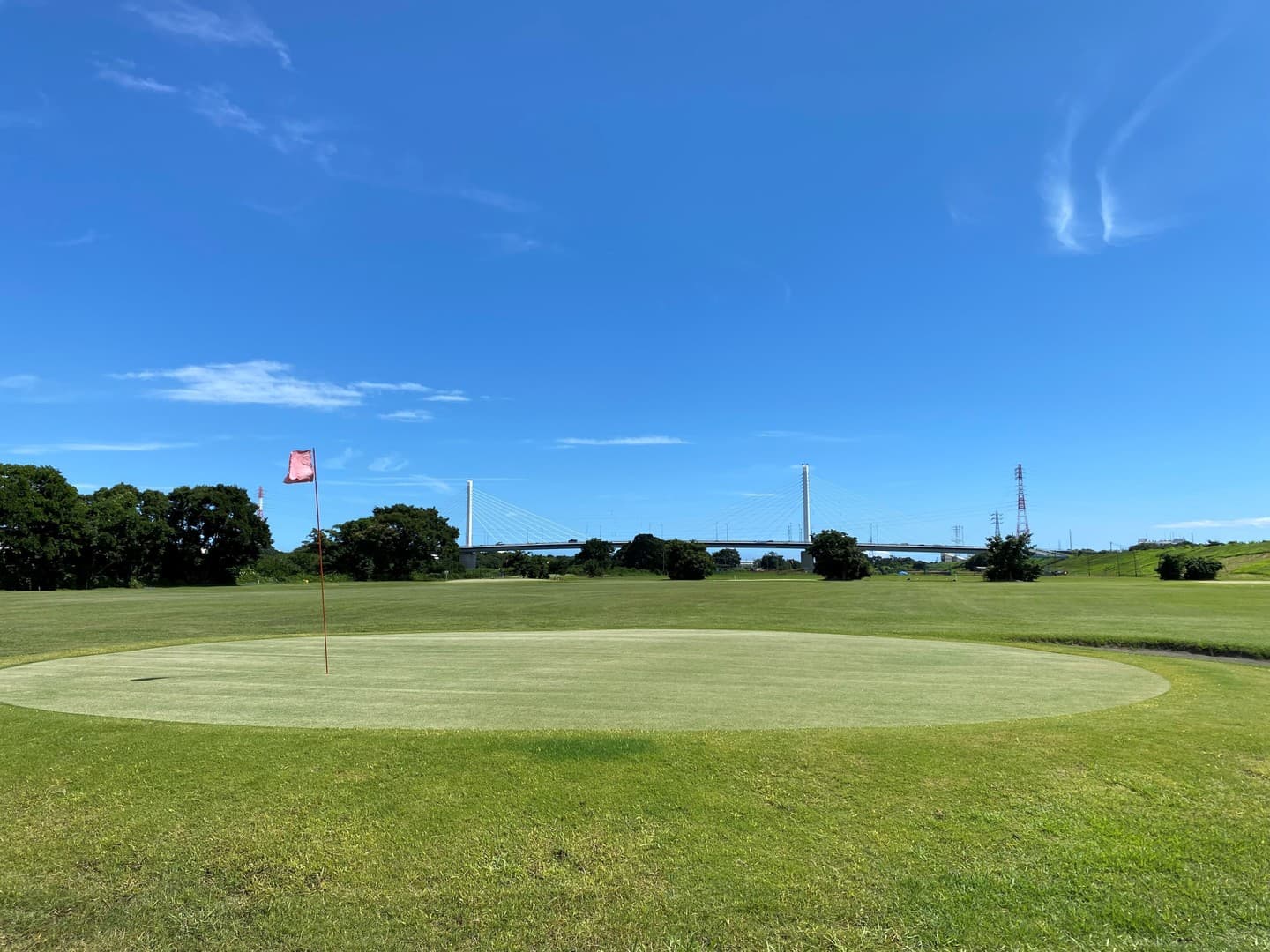 湘南銀河大橋ゴルフ(SHONAN G.O.G) ショートコースのグリーン