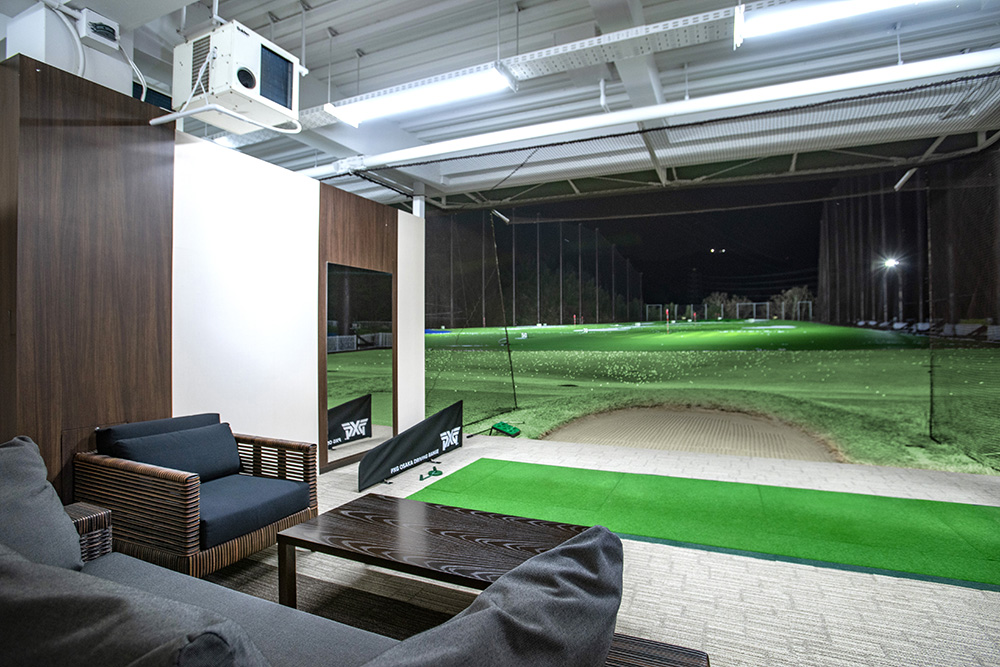 PXG大阪ドライビングレンジ バンカー付きプライベートルーム打席